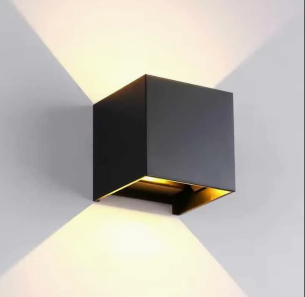 Single Eye Lamp